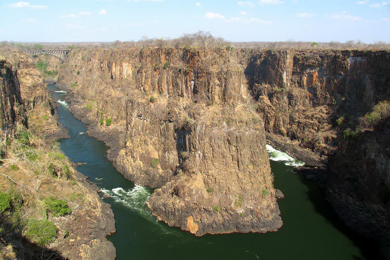 Zimbabwe_Victoria-Falls_011