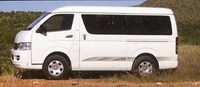 Les minibus 8 ou 12 places : Toyota Quantum